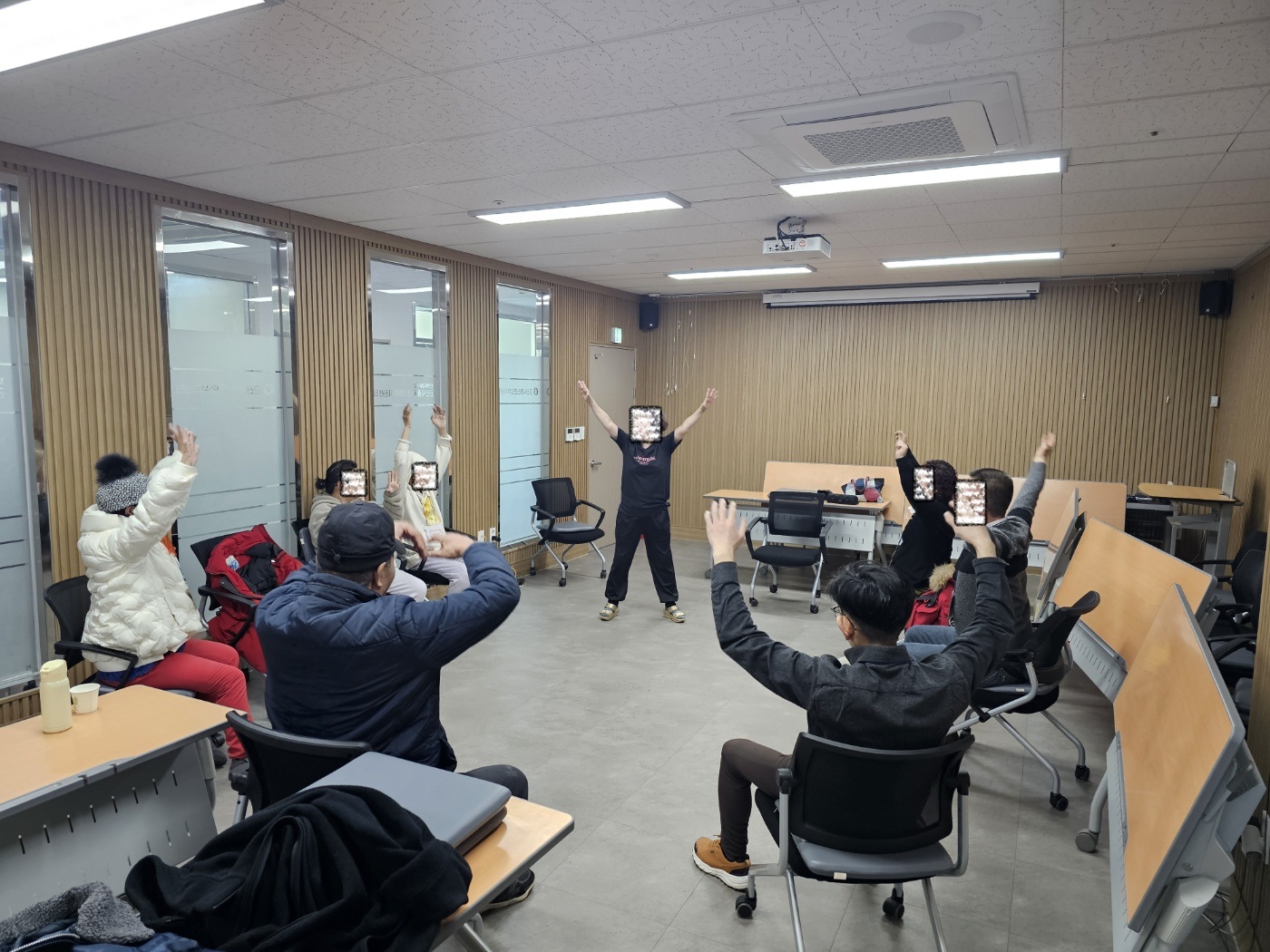 2.27 체력증진(블라인드).jpg