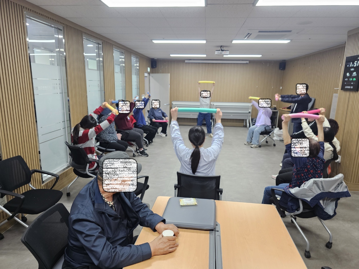 4.17 체력증진1(블라인드).jpg