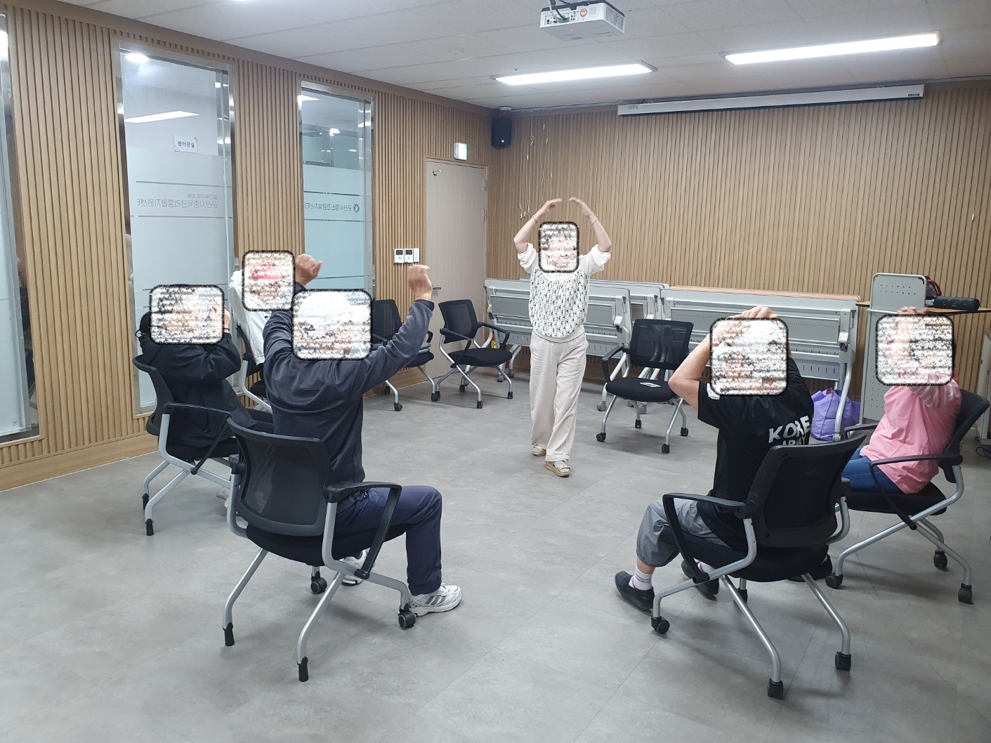 5.15 체력증진2(블라인드).jpg